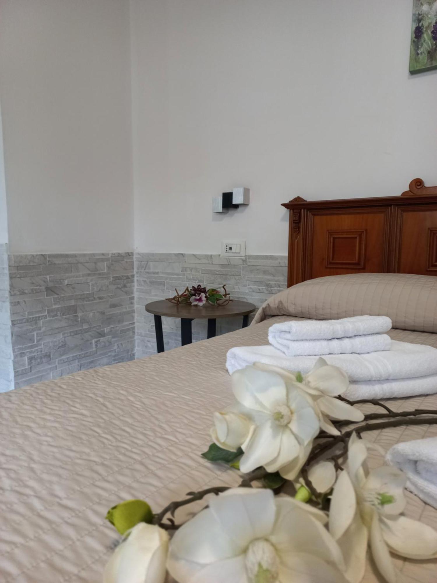 Appartamento Le Magnolie Местре Екстер'єр фото