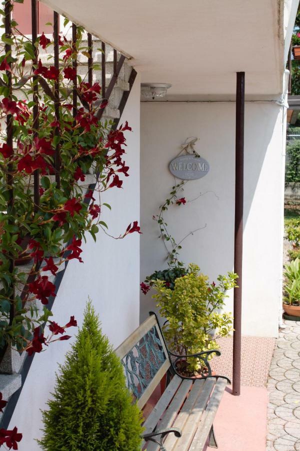 Appartamento Le Magnolie Местре Екстер'єр фото